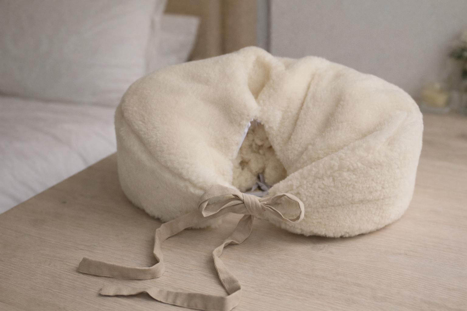 Multi-Functional Nursing Pillow – Linen & Wool, Reversible with Pockets, Natural Breastfeeding Support