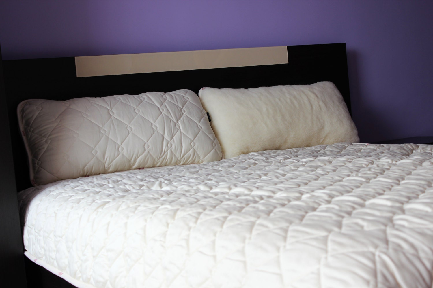 Ecru Merino Wool & Cotton Sateen Blanket – Quilted, Reversible & All-Season Comfort