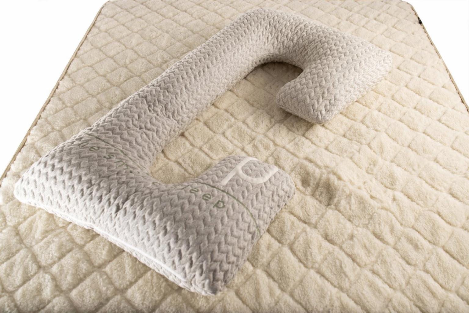 C-Shaped Pregnancy Pillow – Organic Wool Filling & Hemp Cover, Full Body Support, Hypoallergenic & Breathable