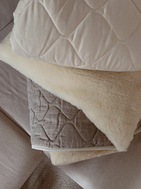 Merino Wool & Linen Blanket – Reversible, Breathable & All-Season Comfort
