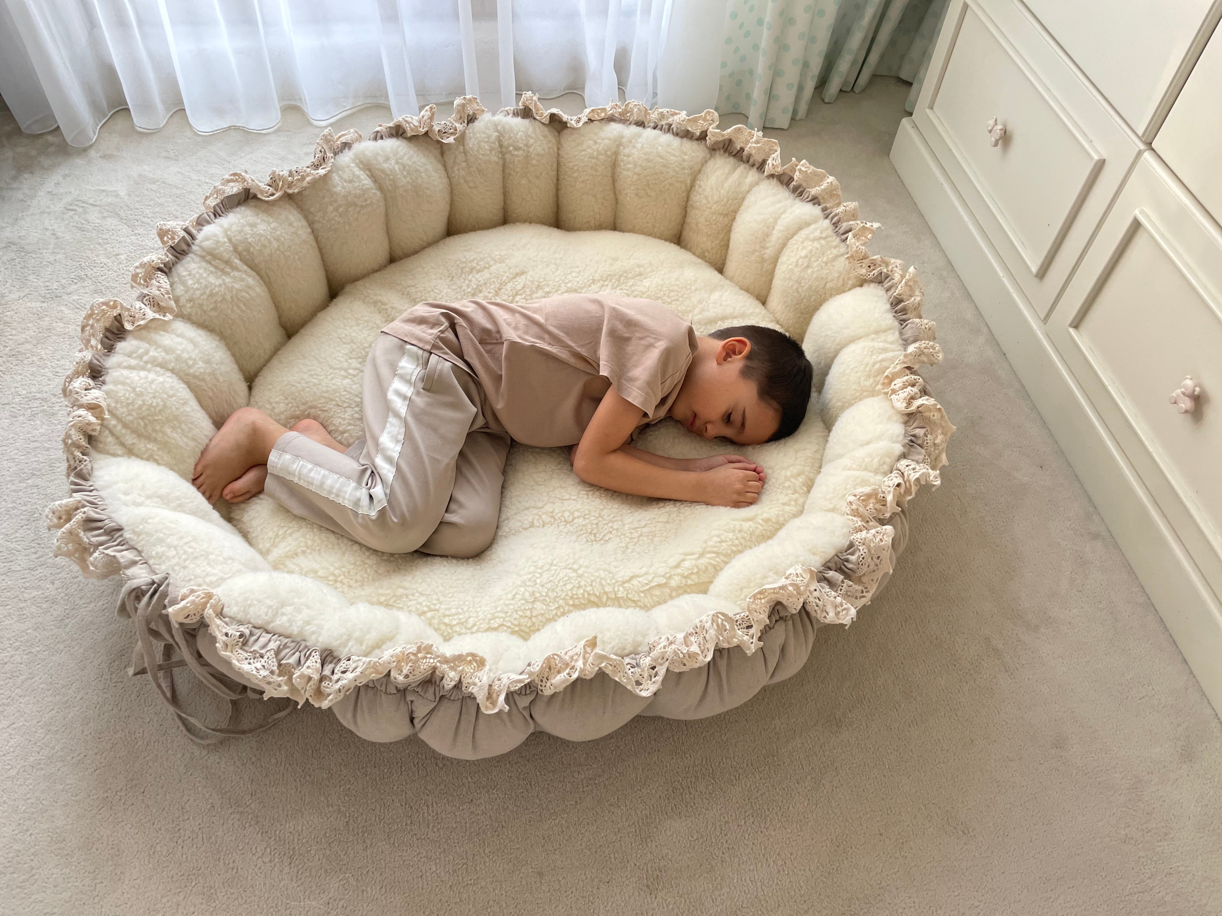 Luxury Handmade Baby Cocoon – 3-in-1 Baby Nest, Linen & Wool, Designer Baby Lounger